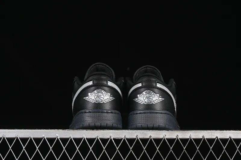 All categories Air Jordan Jordan series basketball shoes Air Jordan 1 Low G version pure original Air Jordan 1 Low AJ1 Joe 1 black and white canvas leather low-top cultural basketball shoes HV5968-001
